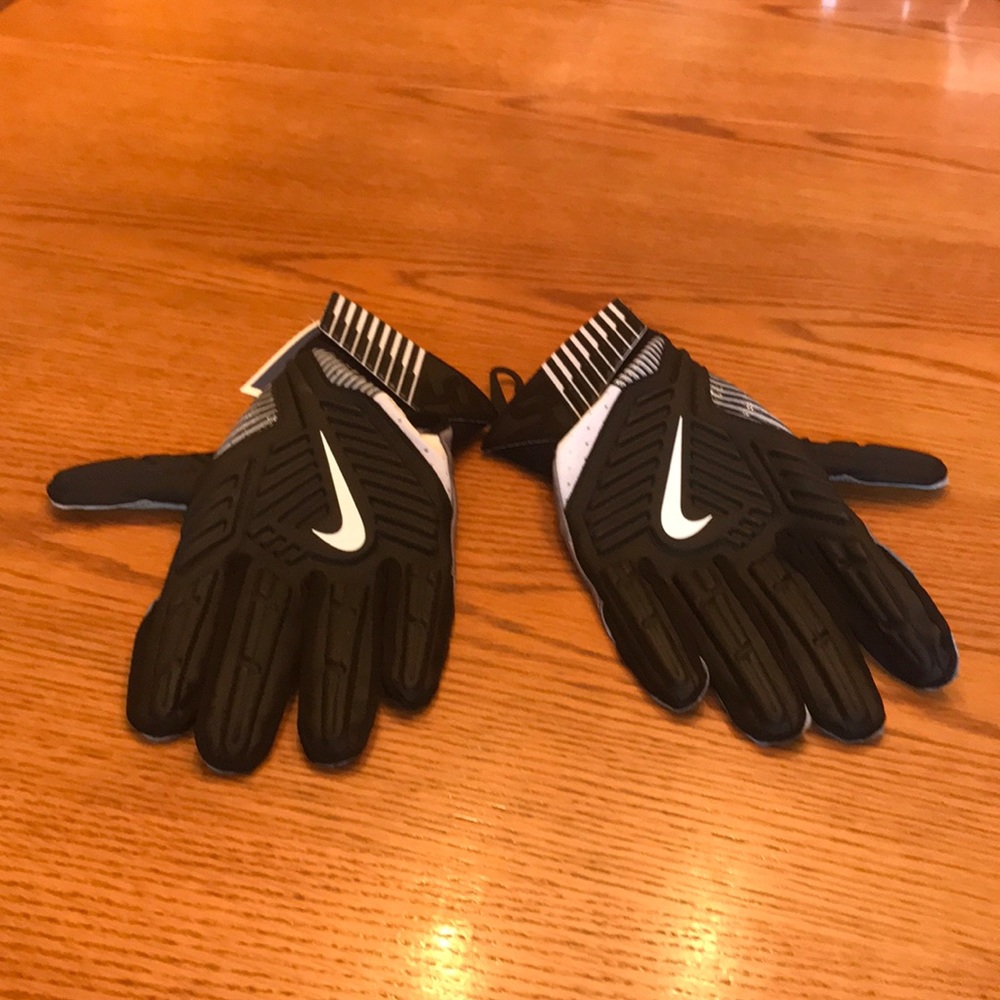 Nike Football Gloves